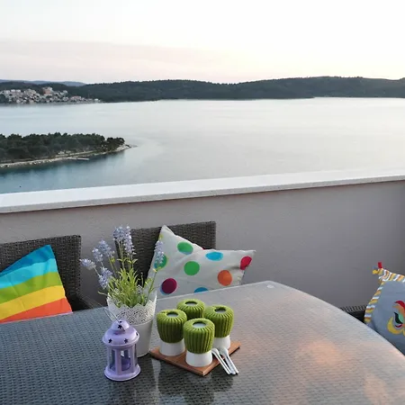 Luxury Bonaria Apartment Trogir